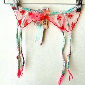 VICTORIA’S SECRET Pink Tropical Palm Green Coral Garter Belt Size XS/S
